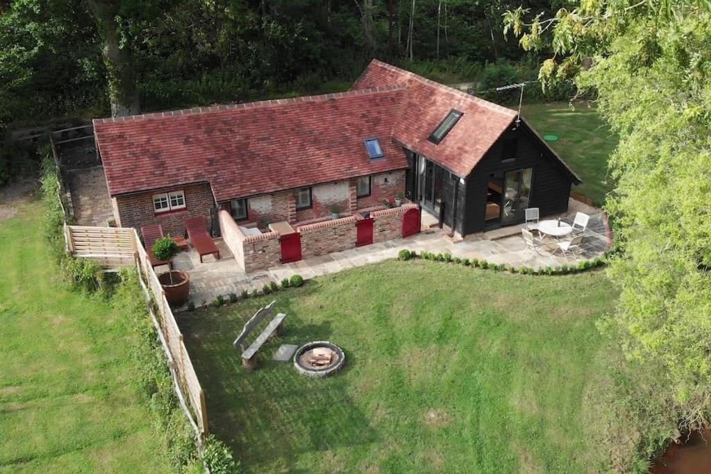 The Piggery Villa Cowfold Dış mekan fotoğraf