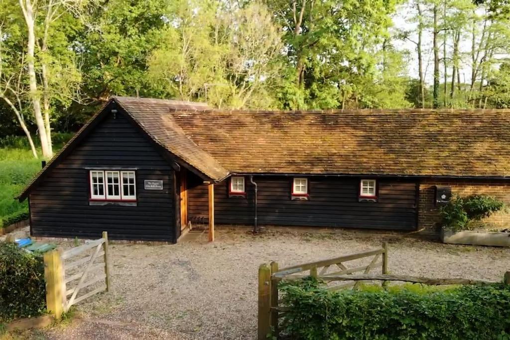 The Piggery Villa Cowfold Dış mekan fotoğraf