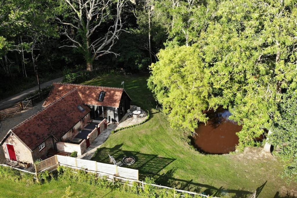The Piggery Villa Cowfold Dış mekan fotoğraf