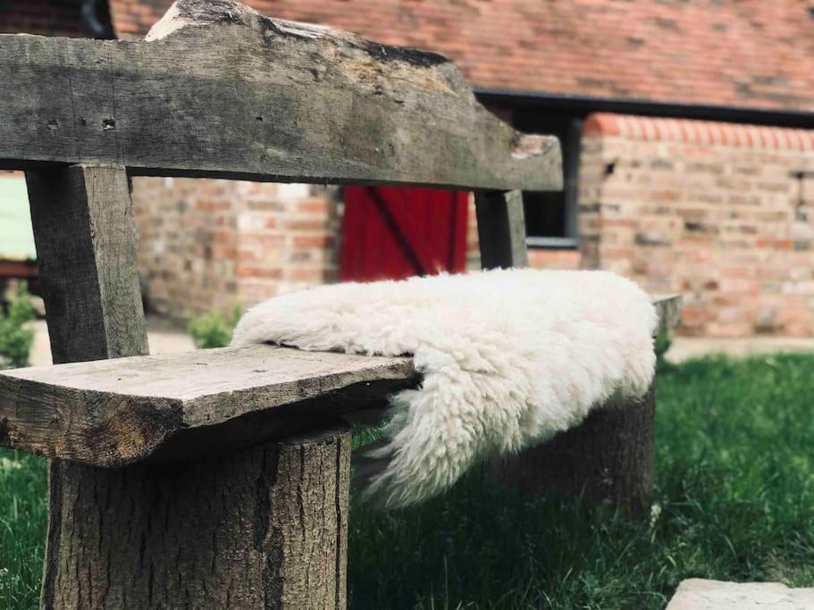 The Piggery Villa Cowfold Dış mekan fotoğraf