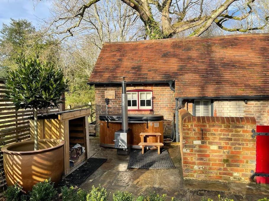 The Piggery Villa Cowfold Dış mekan fotoğraf