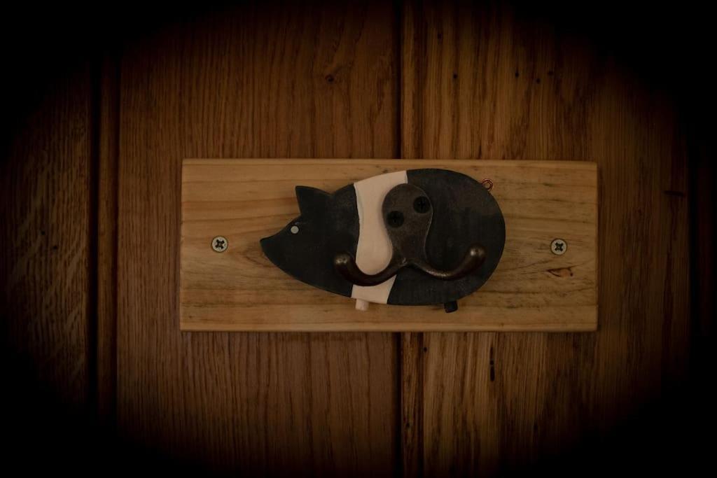 The Piggery Villa Cowfold Dış mekan fotoğraf